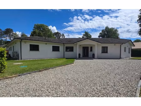 maison bougue m² t-6 à vendre  450 000 €