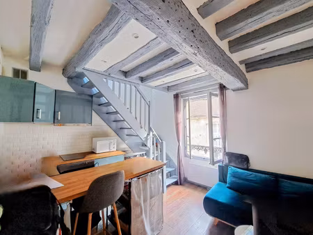 nouvel appartement en duplex centre ville de senlis! idéal i