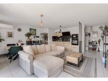 appartement t3 traversant avec terrasse – casselardit / purpan