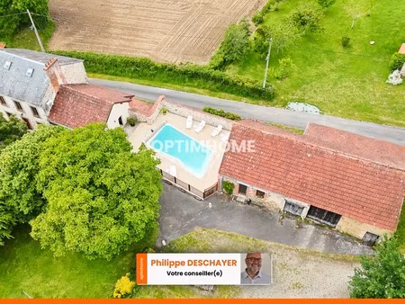 propriété de charme - gîte de 103 m² - capacité 12 personnes - 4 chambres - piscine et dép
