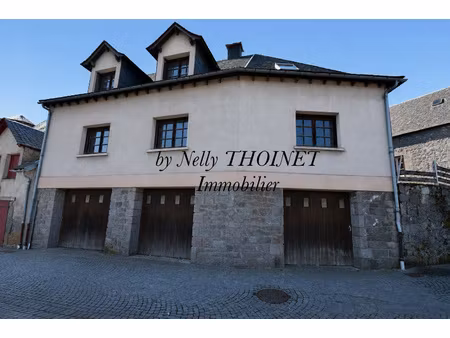 dépt.63  besse-et-saint-anastaise  maison 132 m2  centre vil