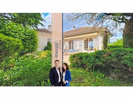 maison - 5 chambres - grand garage - terrasse - jardin - au calme absolu