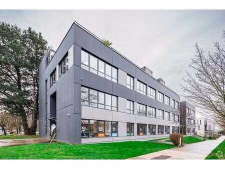 location bureaux 200 m² à 1 500 m²