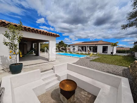 a vendre-maison récente de plain-pied la crau 5 pièce(s) 120m2 - secteur résidentiel et re