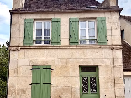 maison - 84 m2 - centre ville - semur en auxois