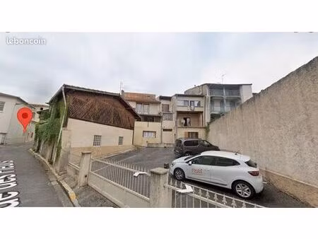 à louer – place de parking sécurisée | centre de saint-gaudens