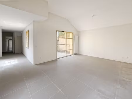 vente maison 4 pièces  73.00m²  seraincourt