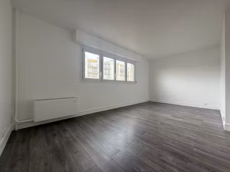 studio 26 m2 rer e à pied