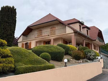 maison de famille  de beaux volumes
