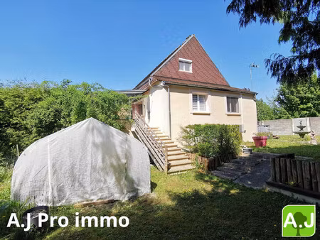 maison familliale 5 chambres sur sous-sol total