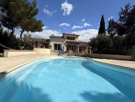 exclusivite villa 6000 m2/ t4 piscine parc grand double garage