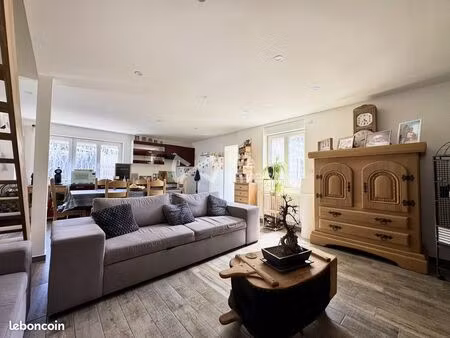 maison 4 pièces 94 m²