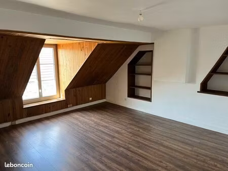 lons centre  loue t3 en duplex