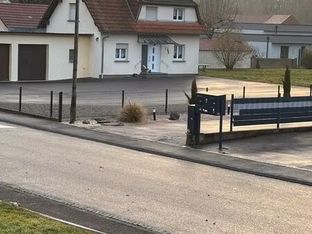 loue maison 80m2( environ)