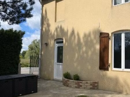 charmante petite maison au calme à steenwerck  à seulement 20 minutes de lille