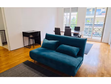 location appartement  m² t-2 à rosny-sous-bois  1 050 €