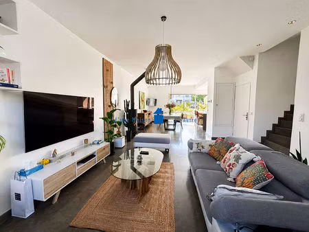 exceptionnelle maison de grand standing à carrières-sur-seine - 7 pièces  167 m²
