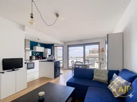 nantes - viarme : t3 - 80 m² avec loggia