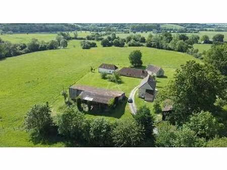 vente longère et corps de ferme au pin-au-haras (61310) : à vendre / 220m² le pin-au-haras