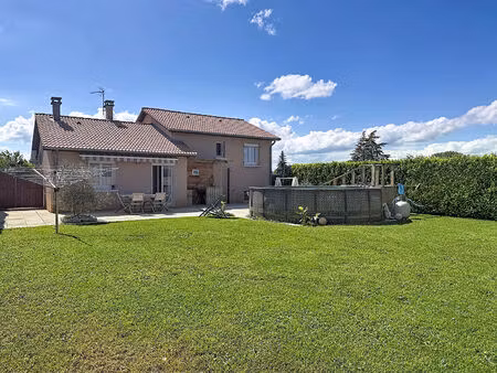 maison blyes 90 m2  3 chambres  un garage  une piscine
