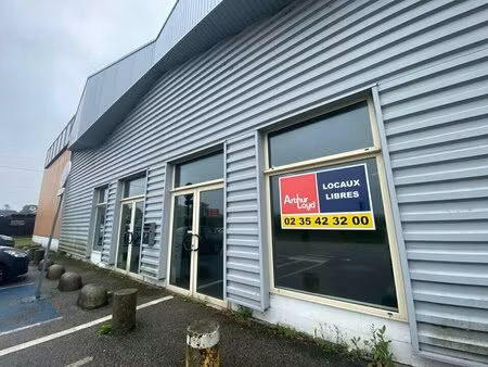 location commerce gonfreville l orcher 76700 1145m²
