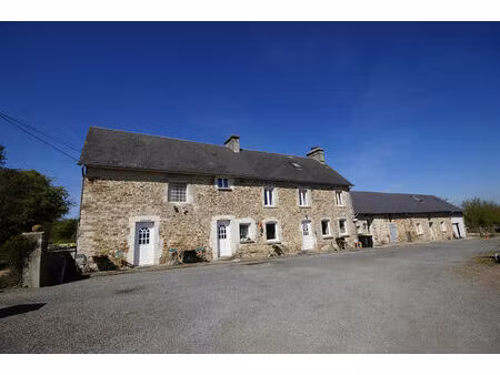 la manche maison en pierre equestrian-gites valognes