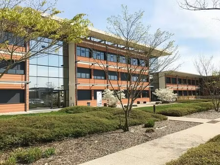 location bureaux 121 m²