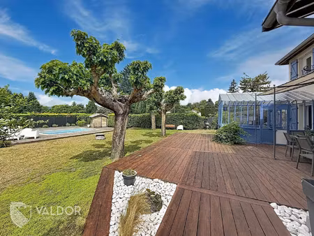 vente maison 7 pièces 230 m² montmerle-sur-saône (01090)