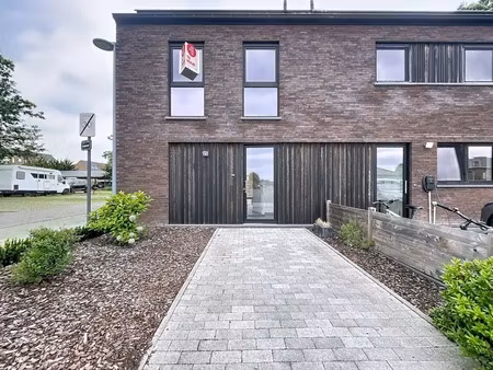 huis te huur in eeklo met 3 slaapkamers