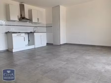 appartement à louer 3 pièces 63.7 m² - istres (13) - 889€