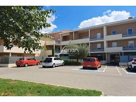 t3 avec balcon  garage et ascenseur ? centre les arcs-sur-arge