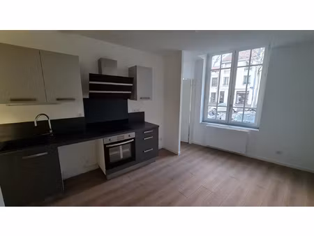 location appartement 2 pièces 31m² riom 63200