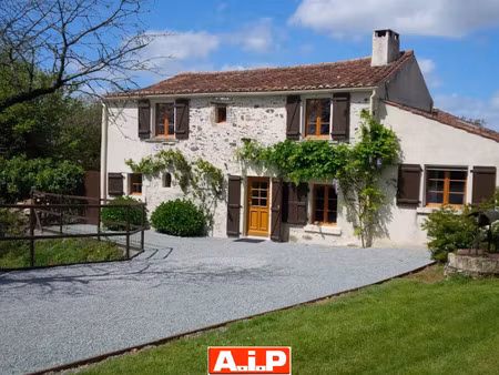 vente maison 140 m² à mouilleron-en-pareds (85390)  173 250 €