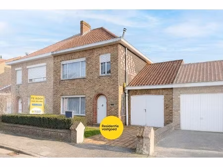 ruime woning met zuidgerichte tuin te sint-michiels