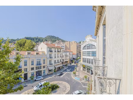 vente appartement 4 pièces 88 m² hyères (83400)