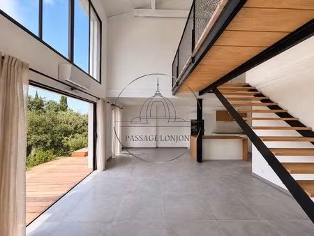 maison contemporaine neuve avec séjour cathédrale et vue déga
