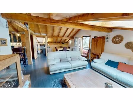 maison - 3 appartements - proche du centre village