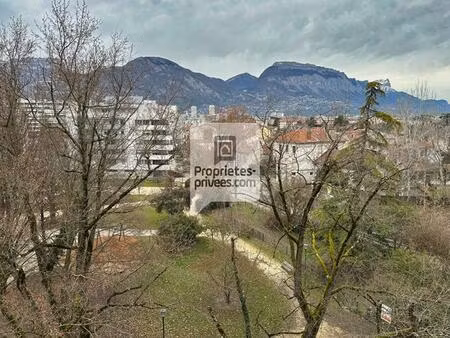 grenoble bajatiere grand t4 de 92m2 + 2 caves