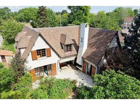 demeure de caractère villiers-sur-orge 7 pièces 174 m²