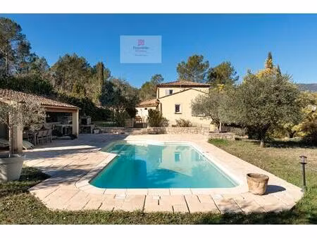 villa de prestige de 275m2 avec vue panoramique -fayence (83440)