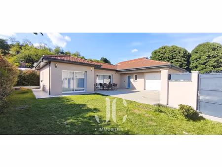 vente maison 4 pièces 125.58 m² à beaurepaire (38270)  275 000 €