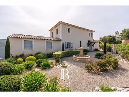 proche d’aix-en-provence – golf pont royal – villa 357 m2 sur 1885 m2 de terrain - 5...