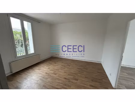 location appartement 2 pièces 32m² soissons 02200