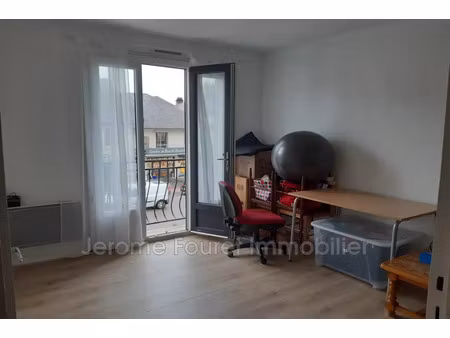 location appartement 2 pièces 33 m² à égletons (19300)
