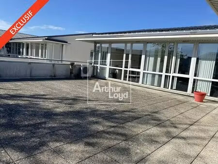 location bureaux 240 m²
