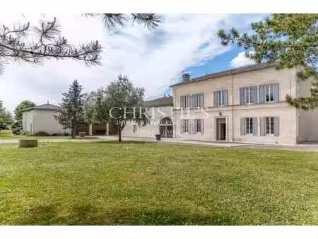 maison de prestige de 481 m2 en vente archiac  nouvelle-aquitaine