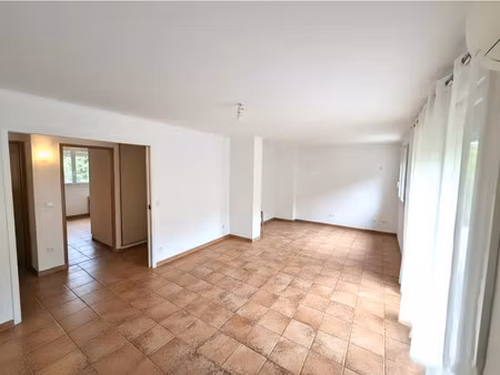 vente appartement marseille 8eme (13008) - - surface privée