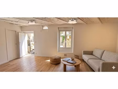 vente appartement 2 pièces 50m2 aubagne 13400 - 109000 € - surface privée