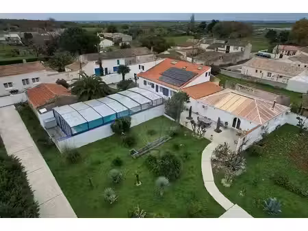 vente maison marennes 17320 - - surface privée