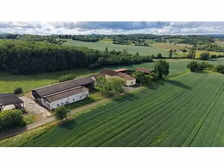 ancienne ferme dans un environnement exceptionnel